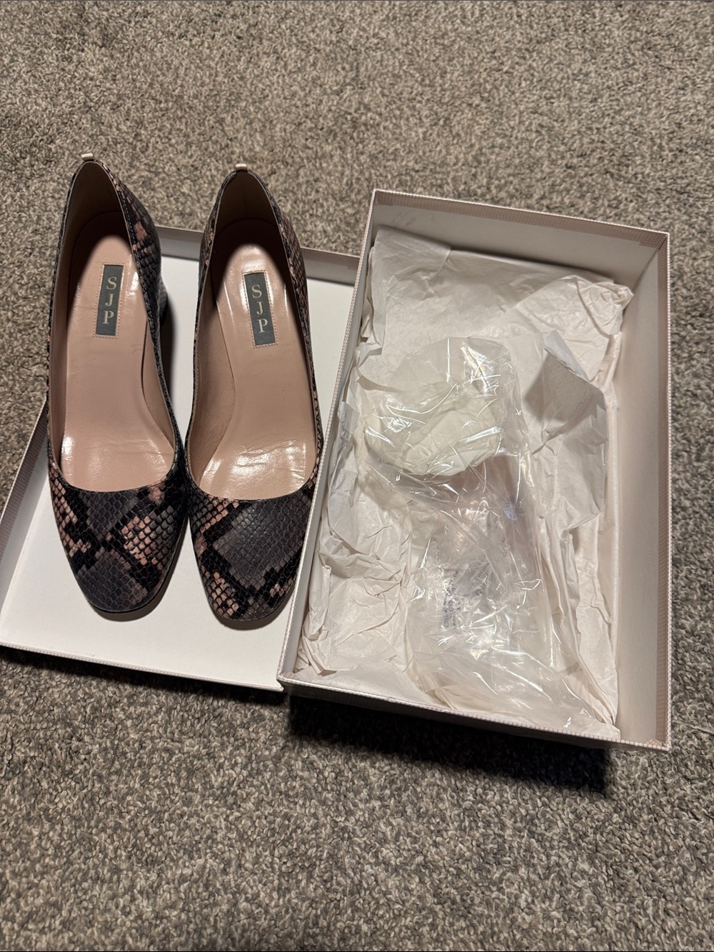 SJP Beloven Loafer Heel Pump in Grey Snake 39